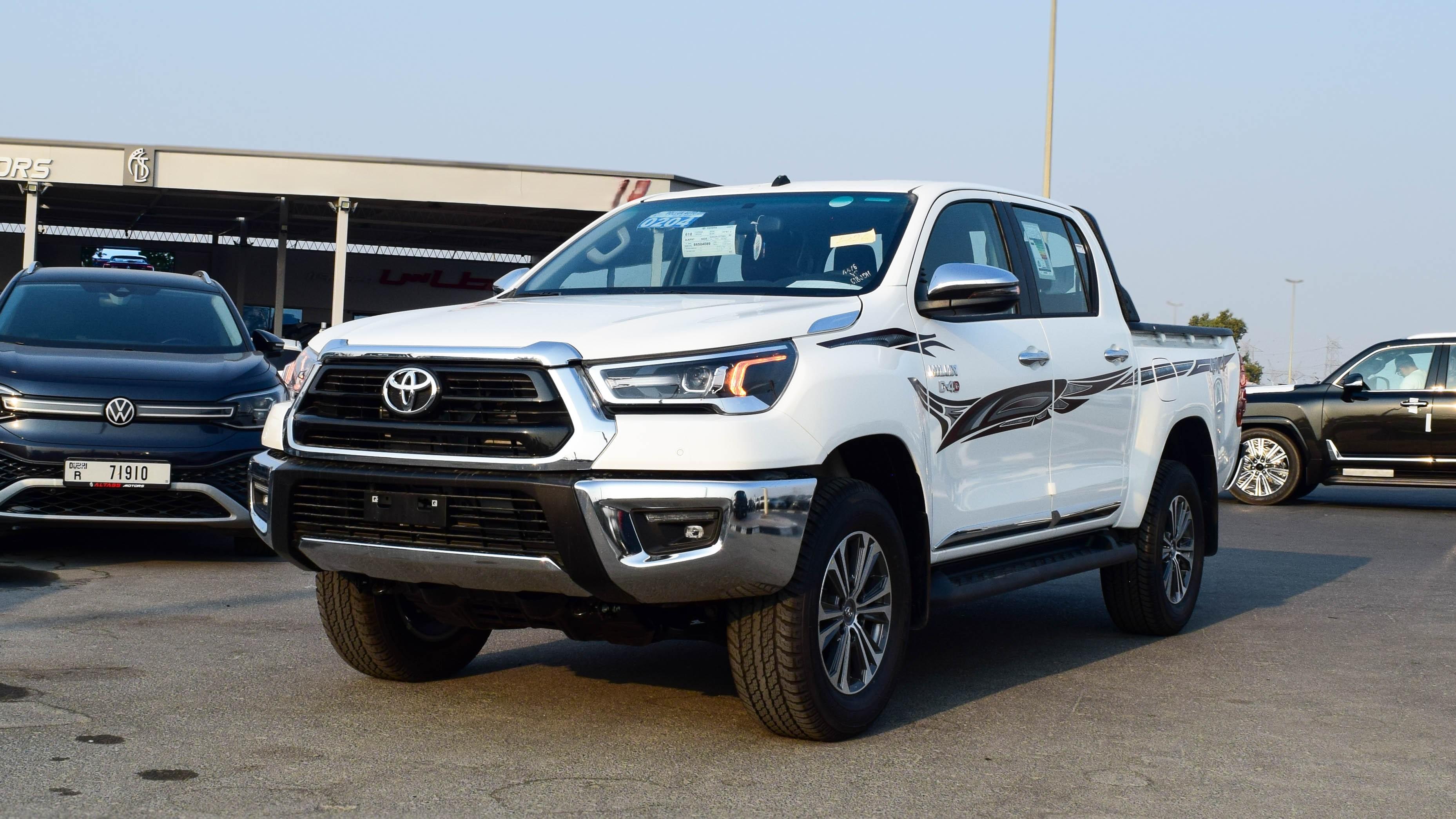 Toyota Hilux 2.4l automatic 4by4 dsl 2025 full option SA
