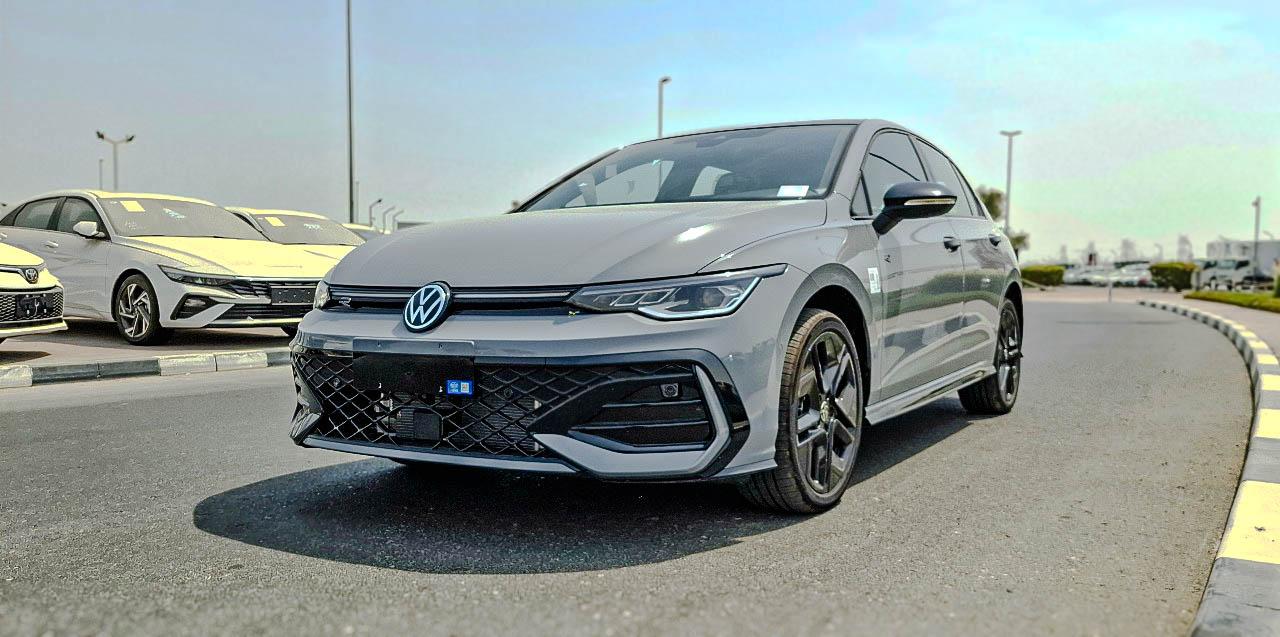 VOLKSWAGEN Golf 8.5